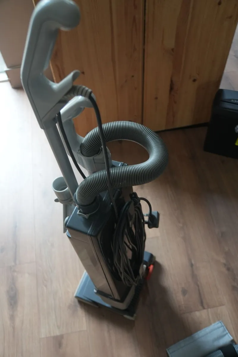 carpet vacuum cleaner sebo bs36 (dual motor) - Image 2