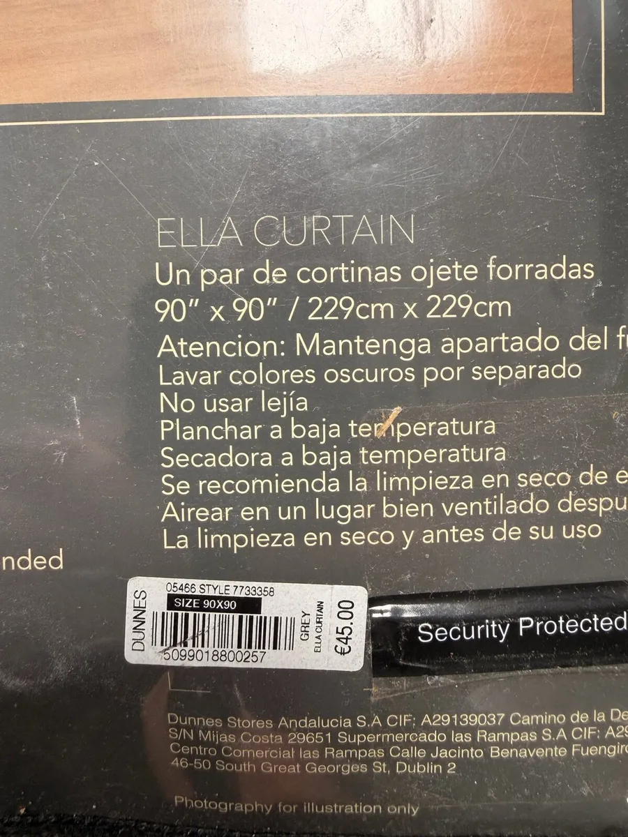 Curtains - Image 3