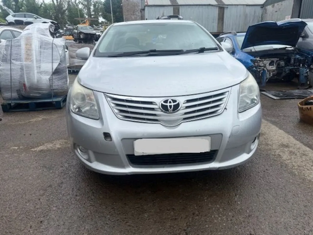 2011 TOYOTA AVENSIS 2.0L-D - Image 1