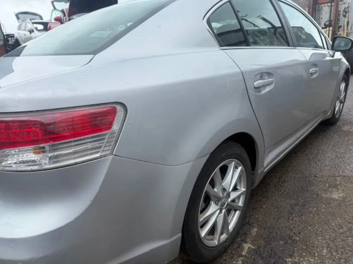 2011 TOYOTA AVENSIS 2.0L-D - Image 3
