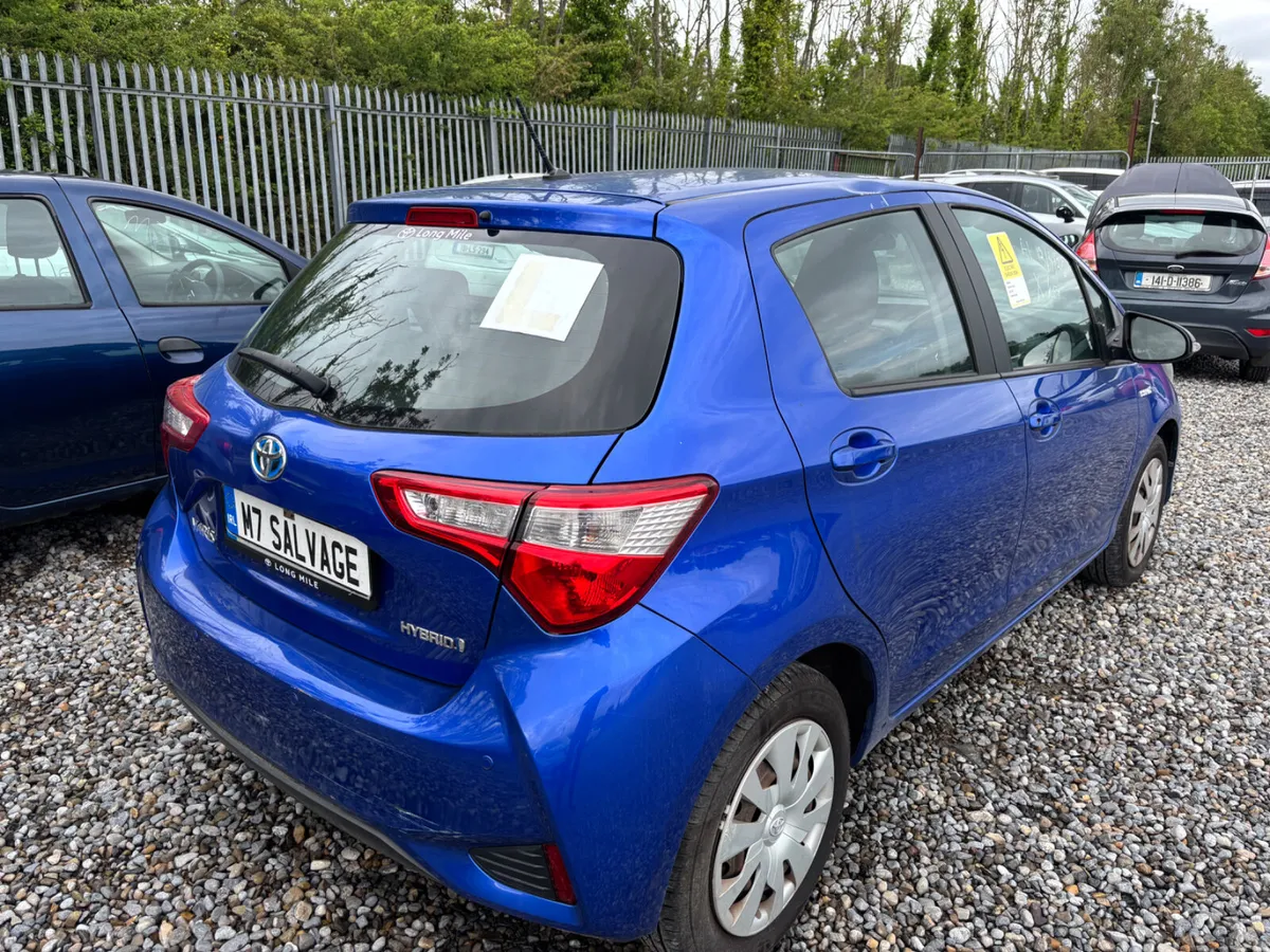 18 Yaris Hybrid Act 33km Starts - Image 3
