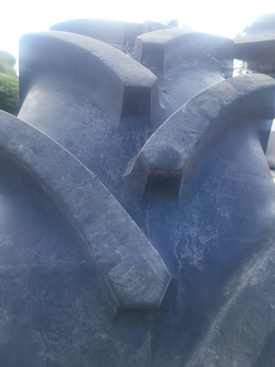 420/85 38 Tyre - Image 3