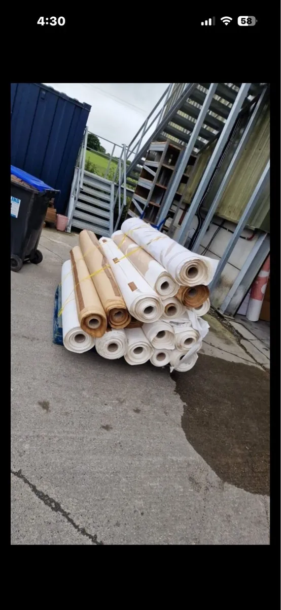 Rolls of paper - Free to take away