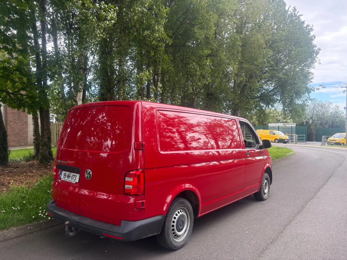 2019 Volkswagen Transporter 2.0 tdi new doe - Image 3
