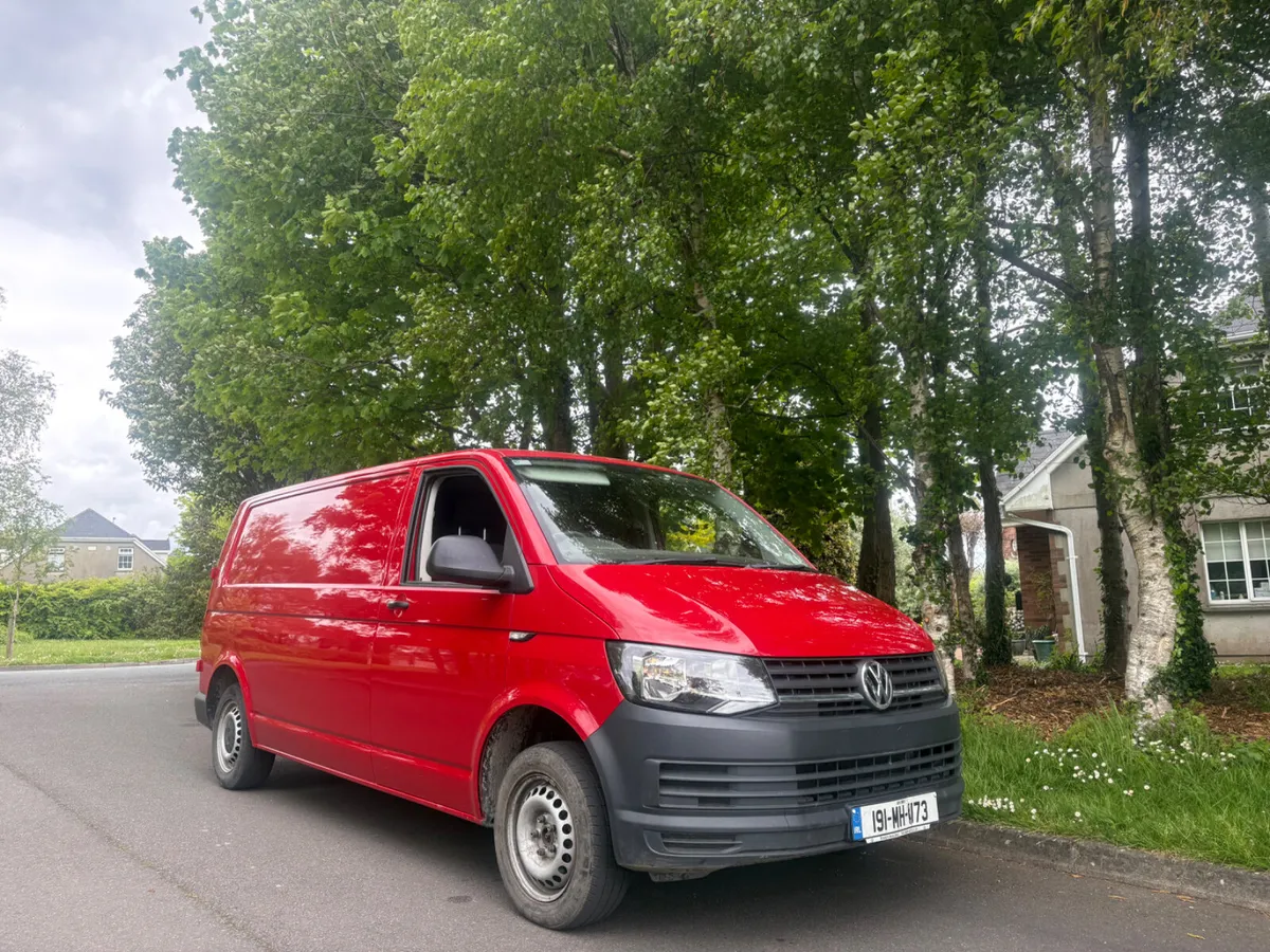 2019 Volkswagen Transporter 2.0 tdi new doe - Image 1