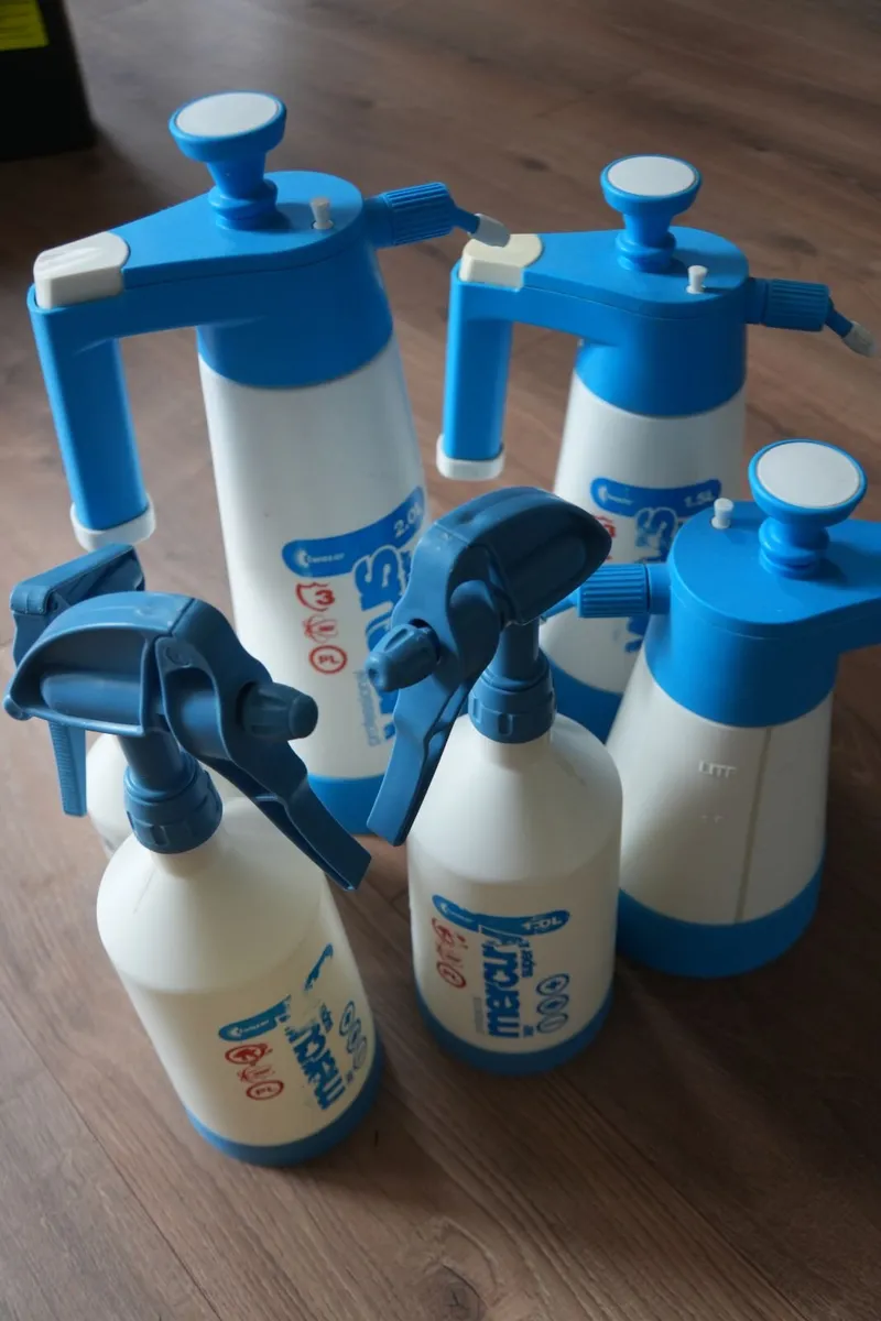 Kwazar Pressure Sprayers set - Image 1