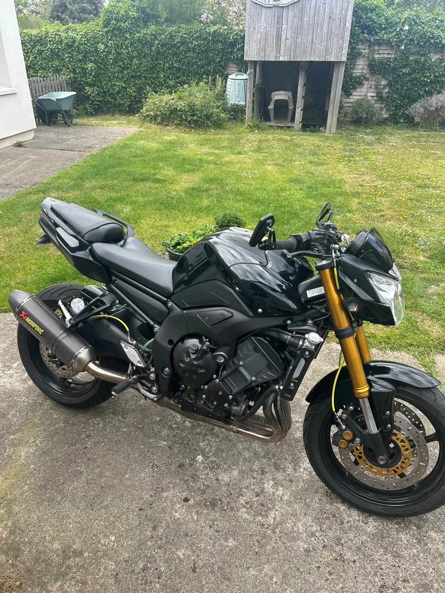 YAMAHA FZ8 2012 - Image 2