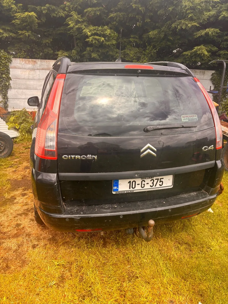 Citroen C4 for parts - Image 1