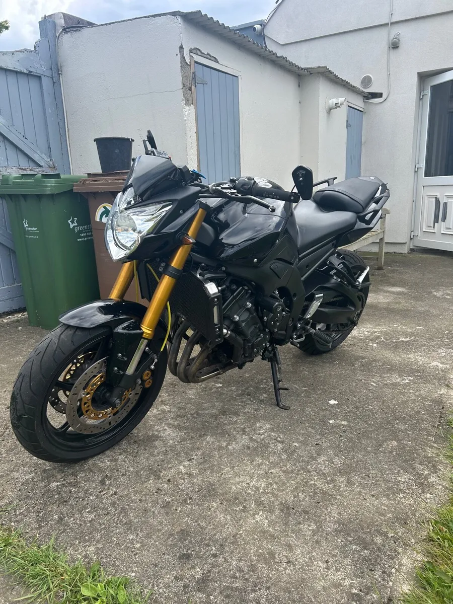 YAMAHA FZ8 2012 - Image 3
