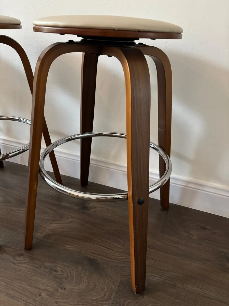 3 Counter Stools - Image 4
