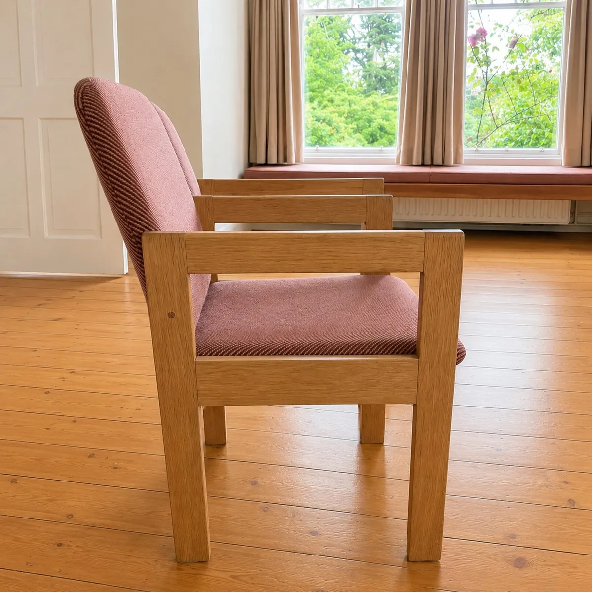 Pair of Mid-Cetury style oak chairs - Image 2