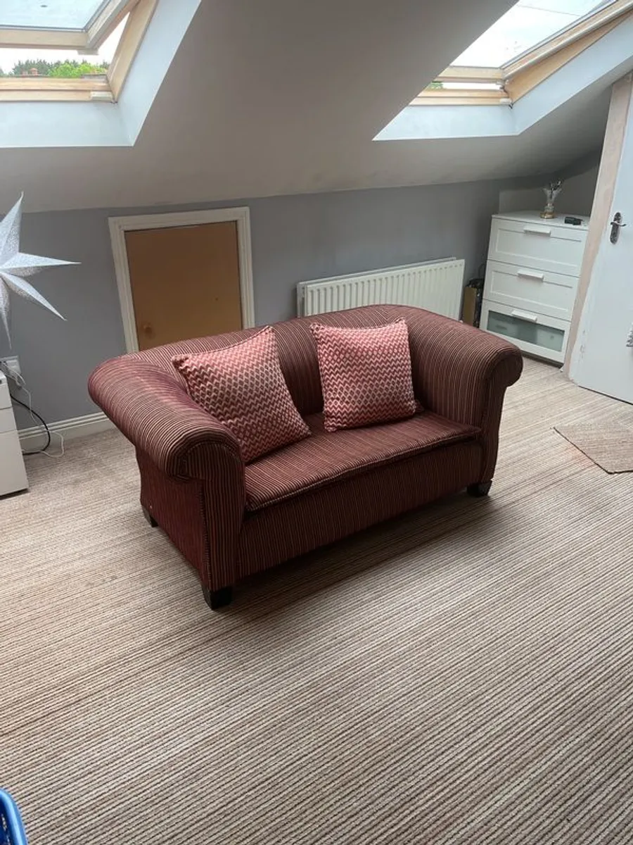 free 2 seater couch - Image 1