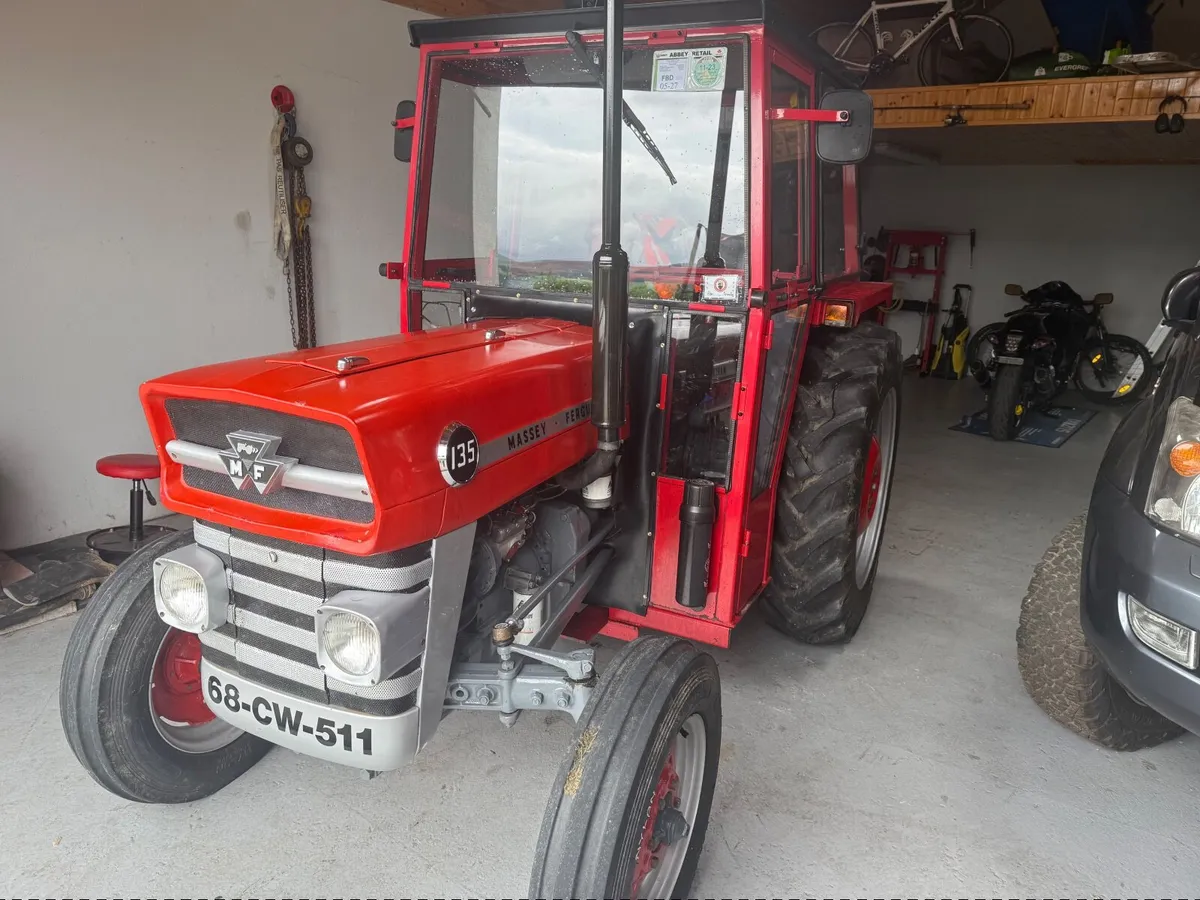 Vintage Massey 135 - Image 4