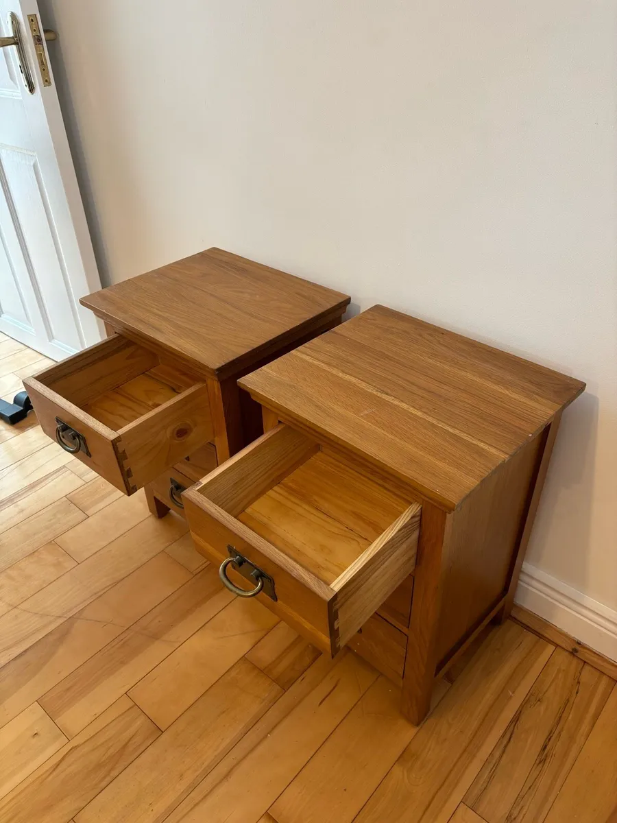 Pair of Wooden Bedside Lockers - Image 2