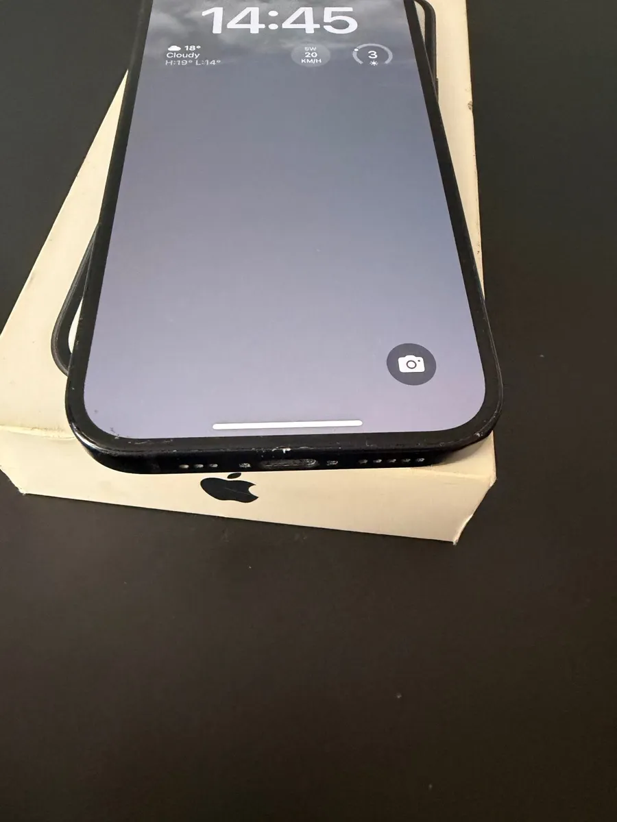 iPhone 15 128gb - Image 1