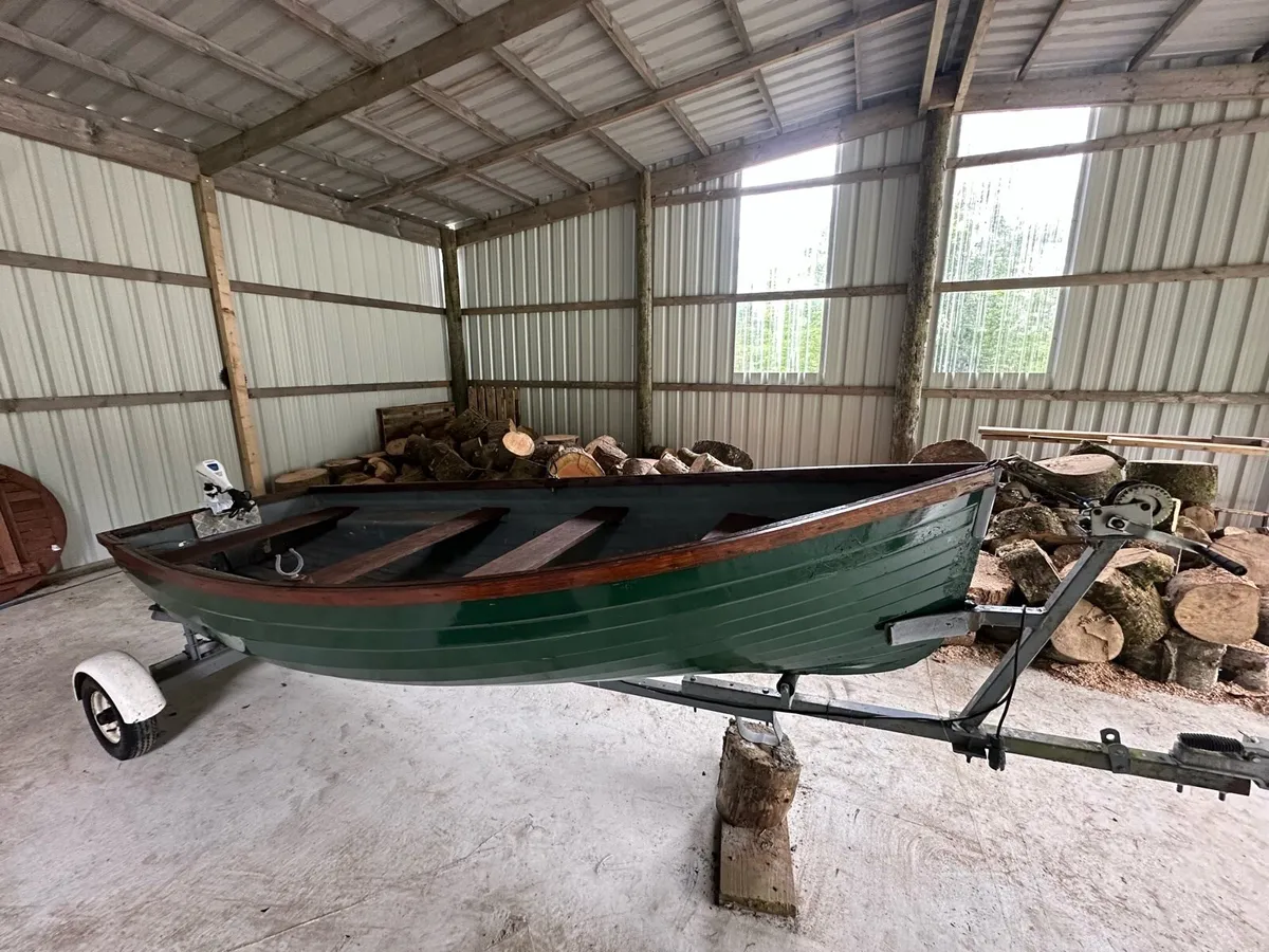 fishing boat - Image 1