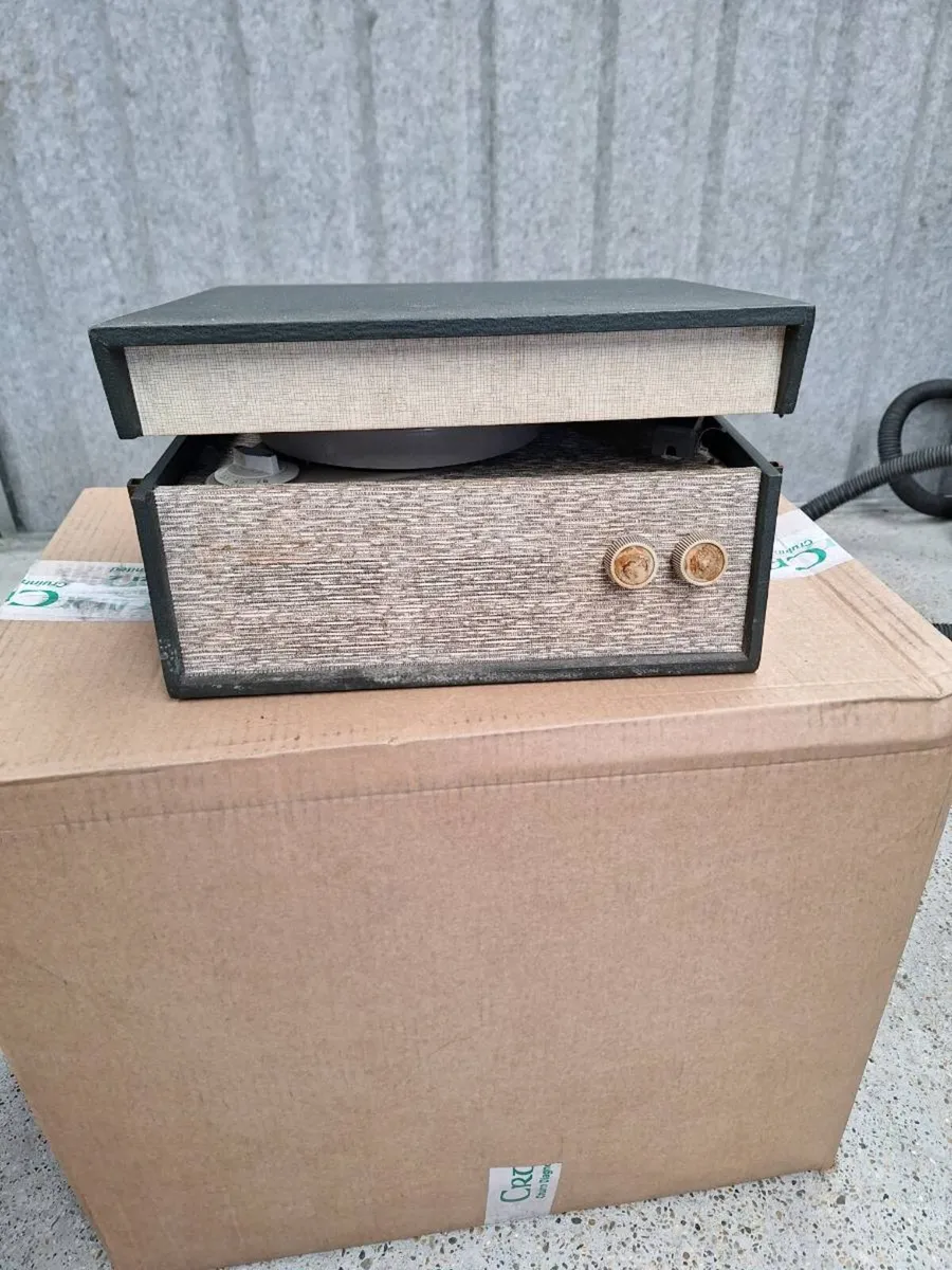 Vintage Record player - Image 3