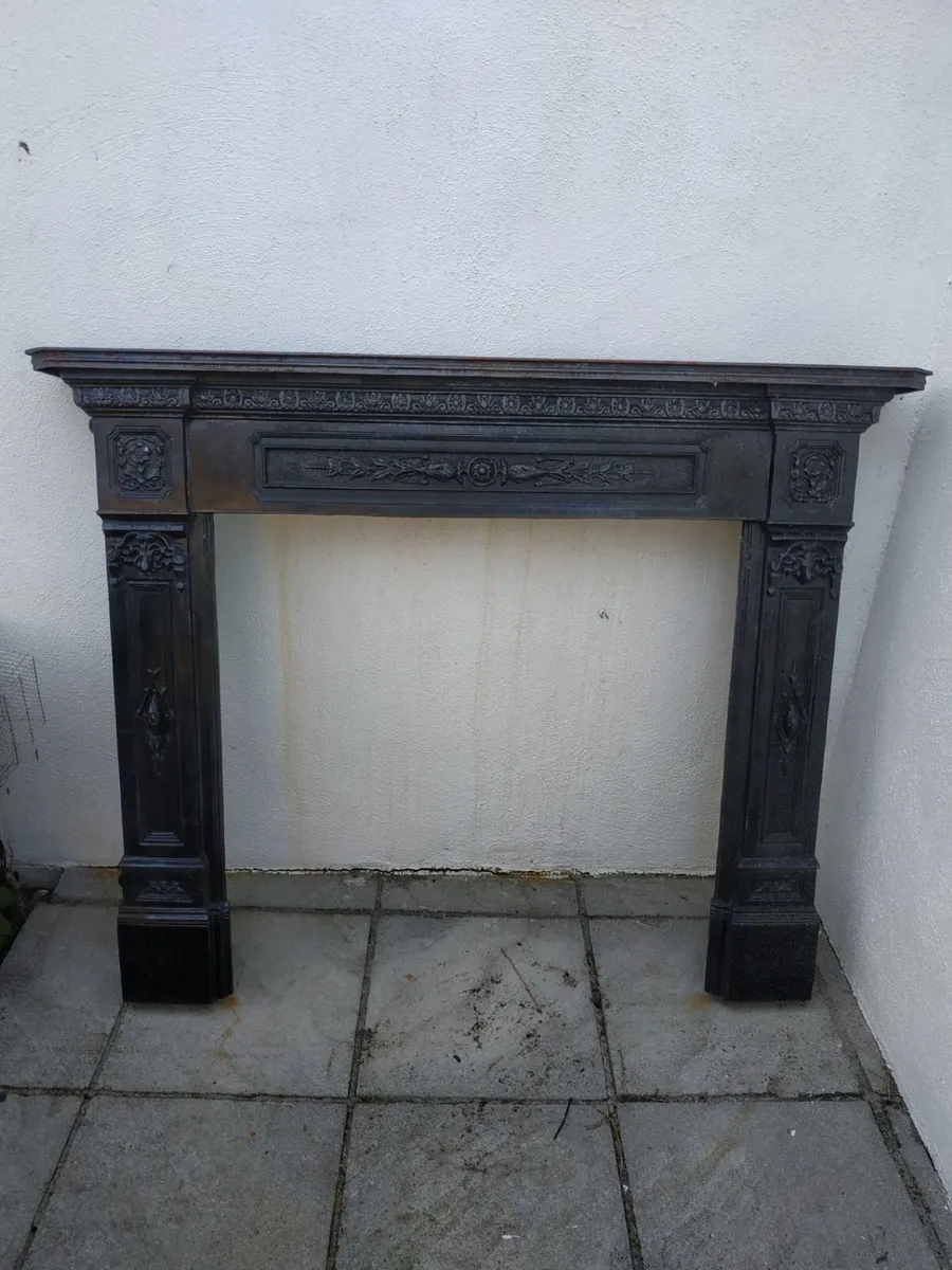 Cast iron fireplace surround - Image 1