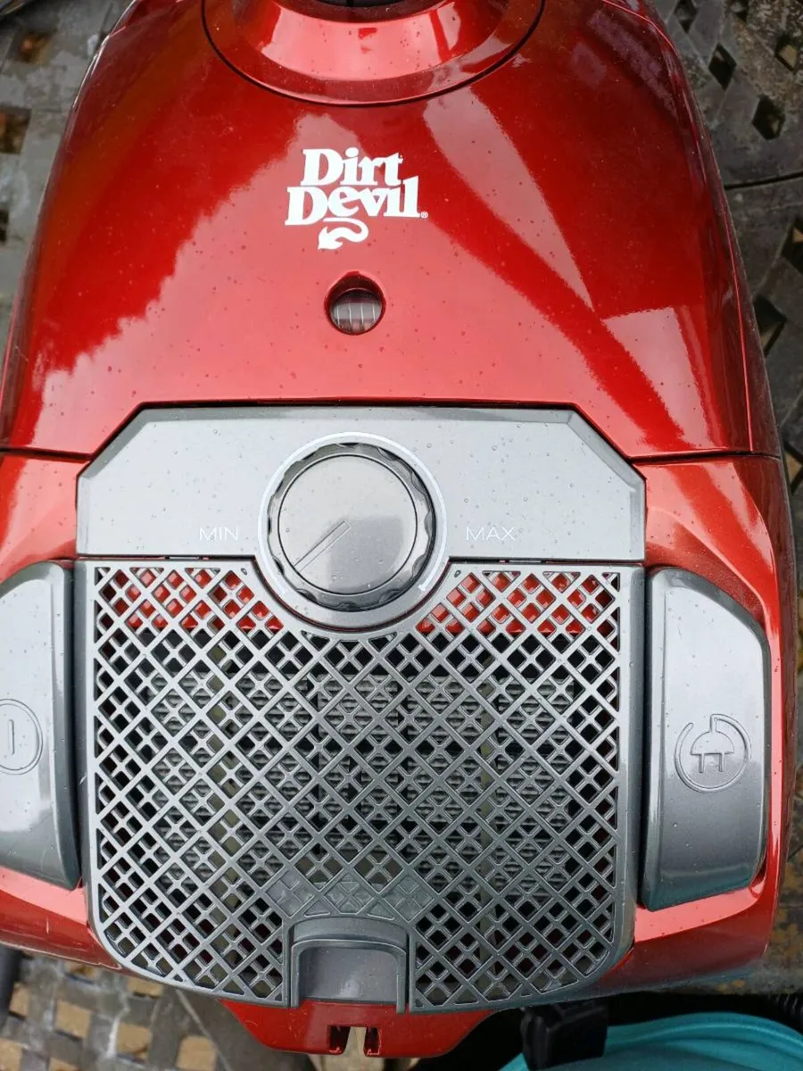 Dirt devil hoover - Image 1