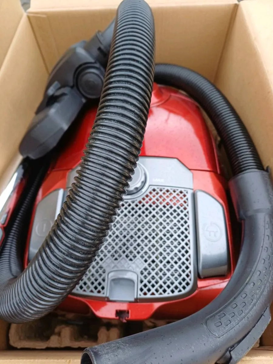 Dirt devil hoover - Image 3