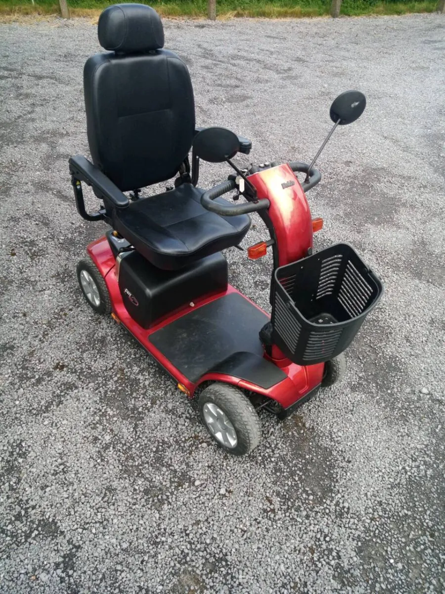 Mobility scooter - Image 1
