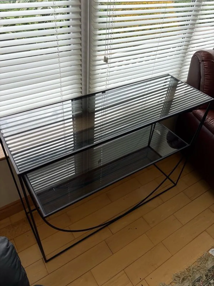 Console Table - Image 1