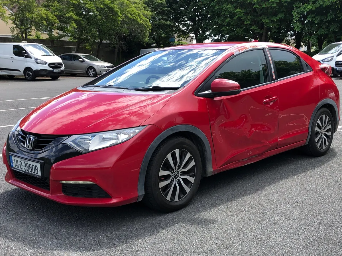 Honda Civic 1.6 I-DTEC SPORT TRIM, LIGHT DAMAGE - Image 3