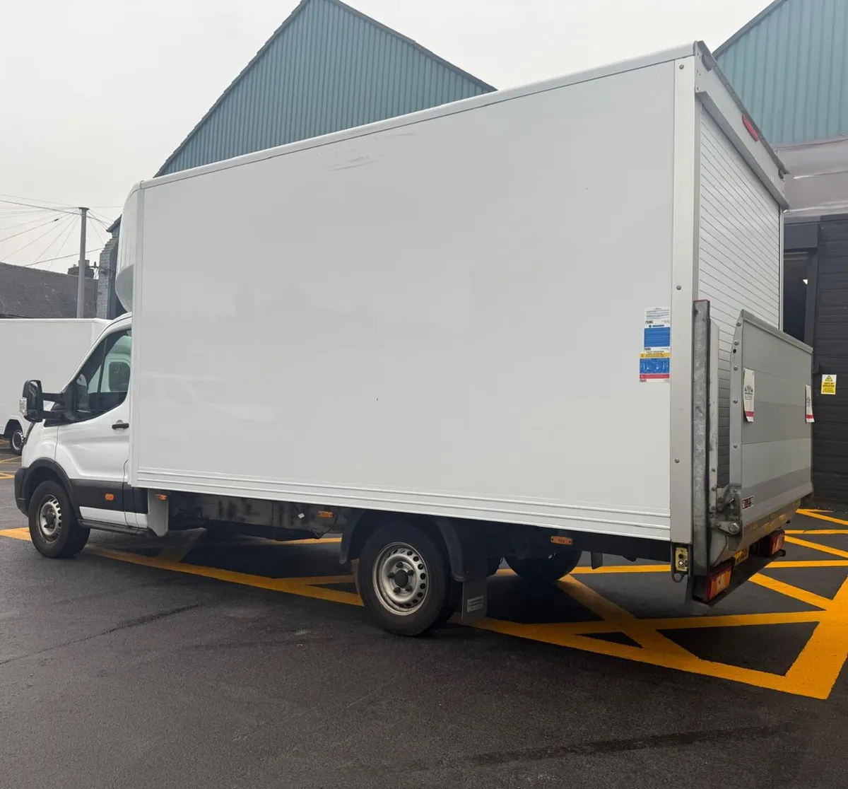 2024 Ford Transit Luton Box Van - Image 4