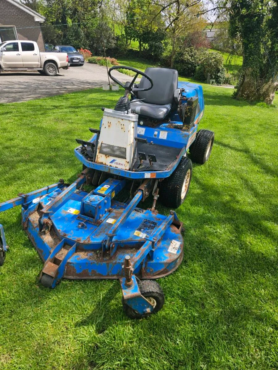 ISEKI SF300 diesel 4x4 mower - Image 1