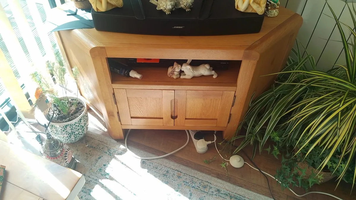 Corner tv stand - Image 4