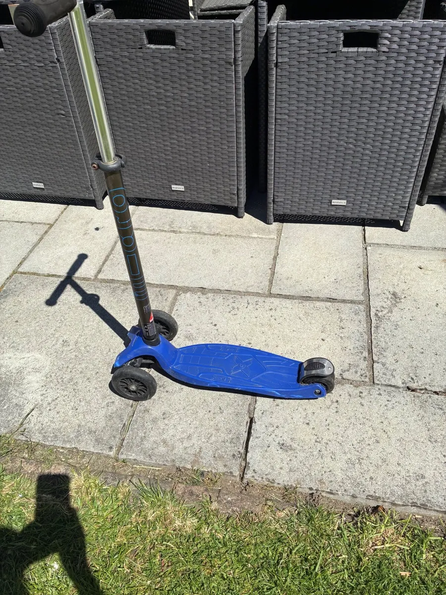 Micro Scooter - Image 2