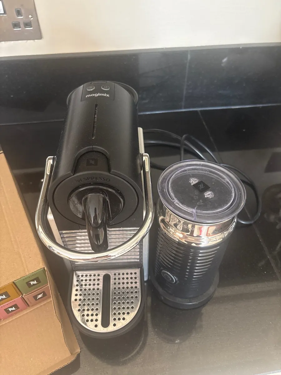 Nespresso original pixie silver coffee machine - Image 1