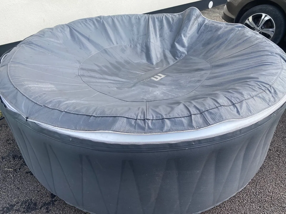 Hot tub - Image 4