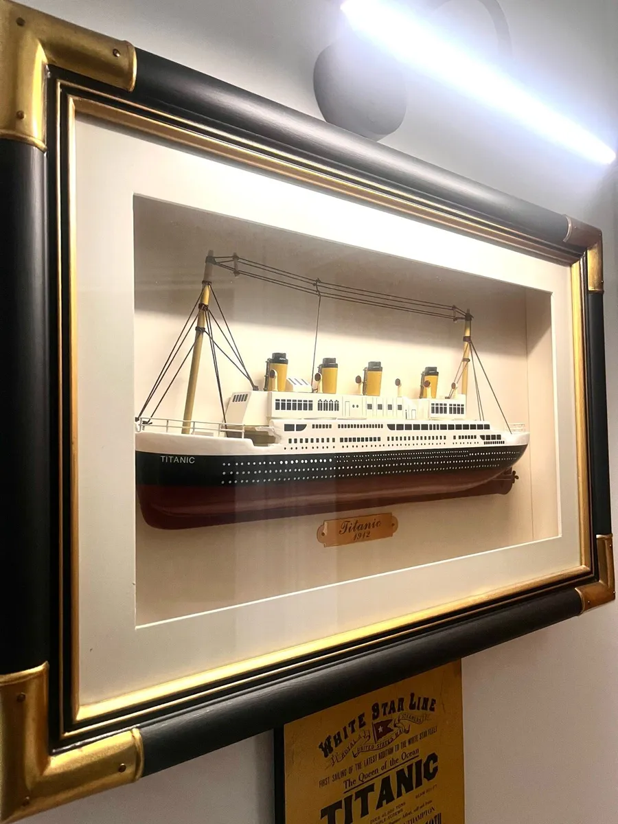Vintage RMS Shadow Box & Titantic Plaque (57x38cm) - Image 3