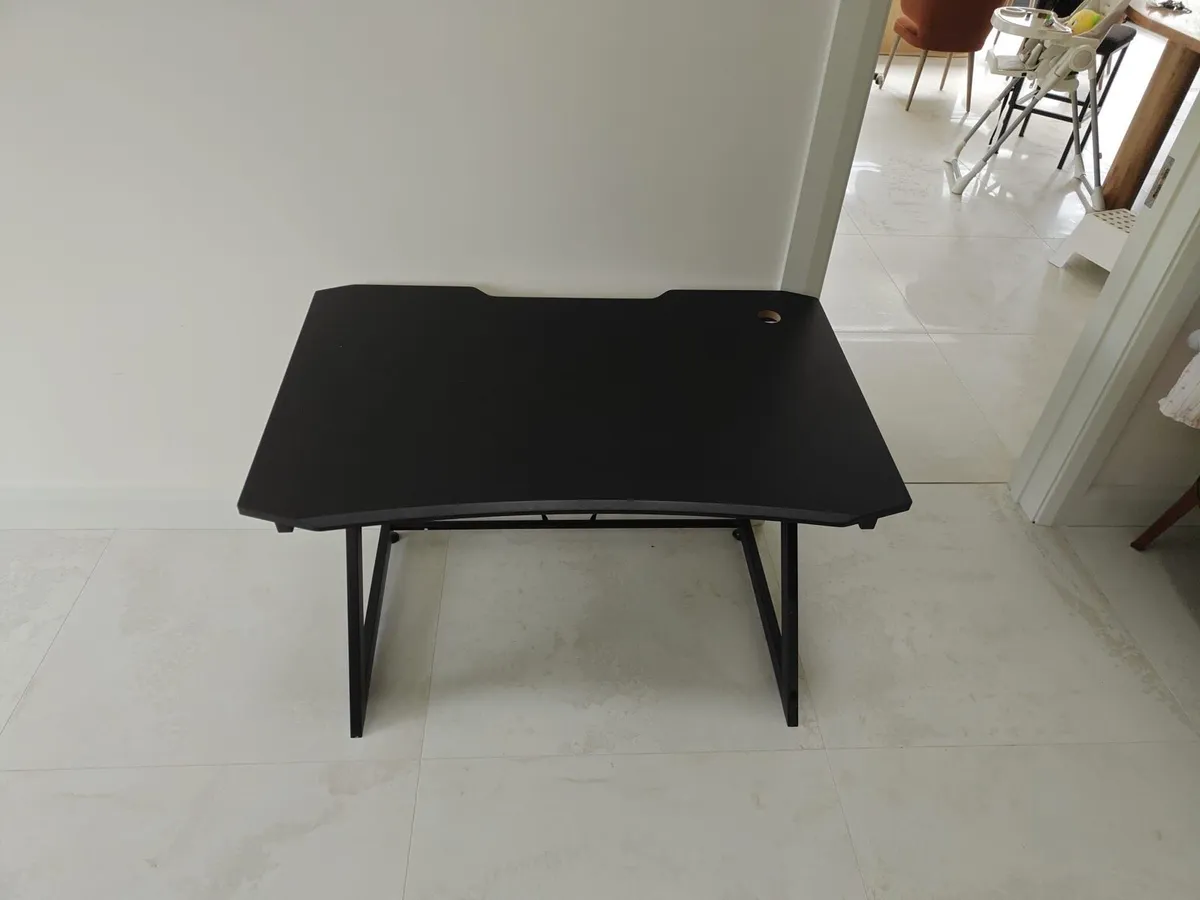 Gaming desk - Image 3