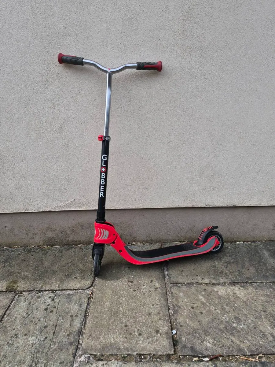 Globber Scooter - Image 1