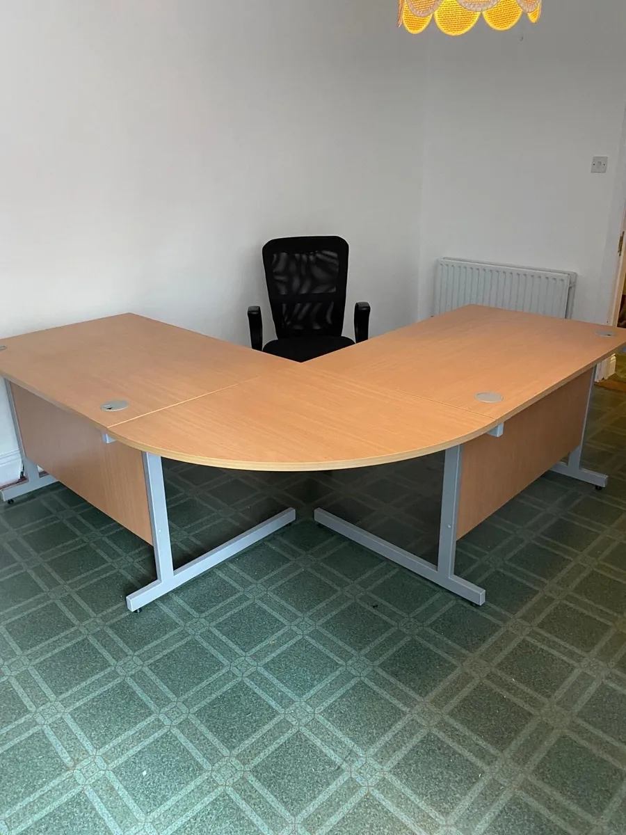 Large Corner Desk - Image 1