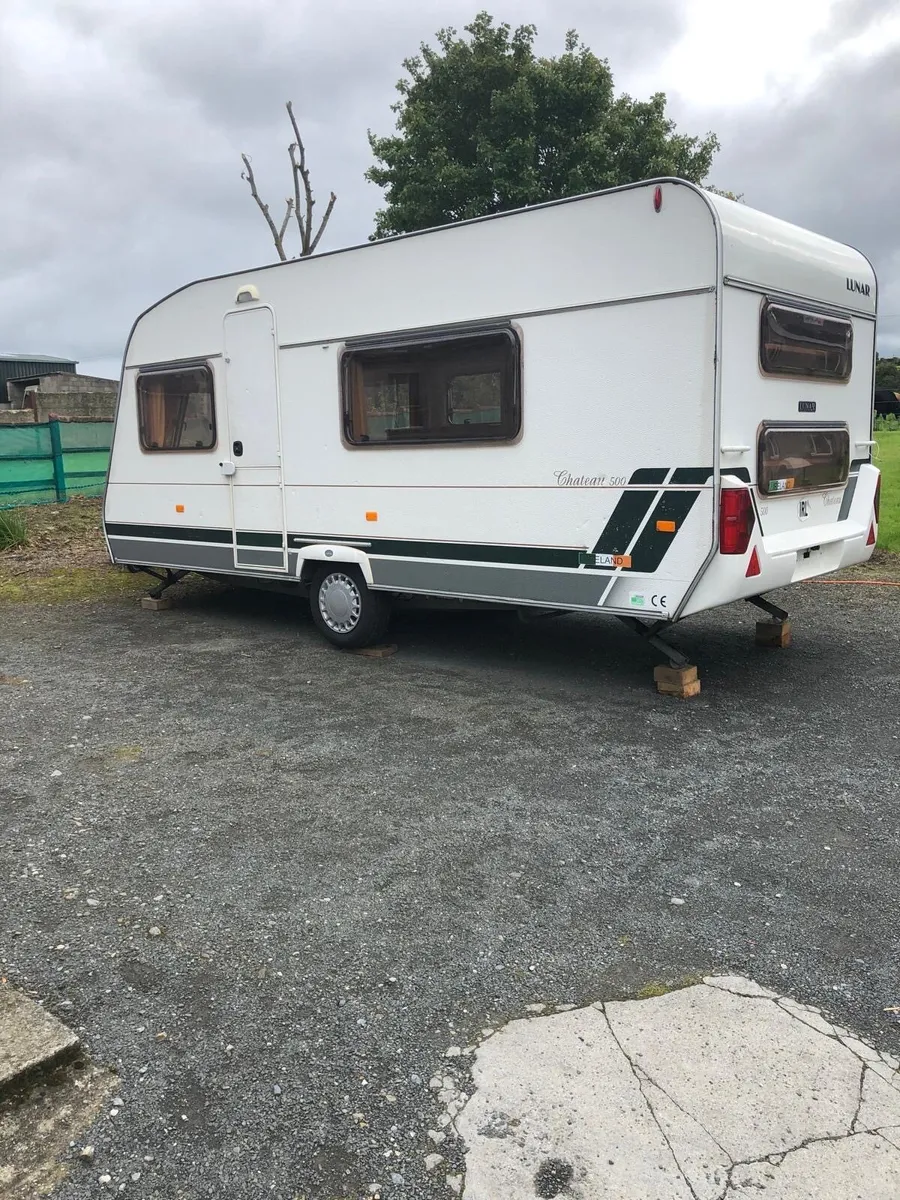 Lunar Chateau 500 - Image 1