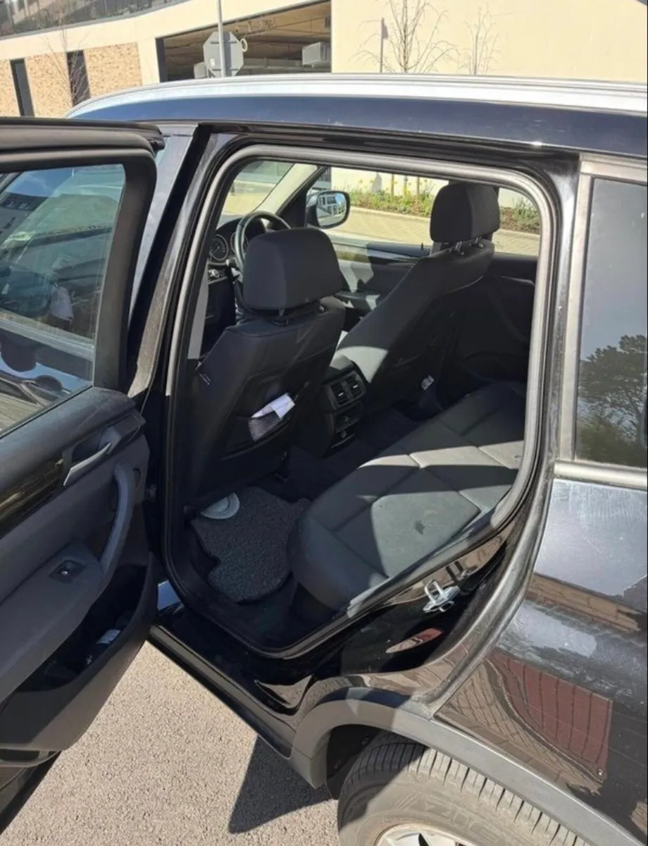 BMW X3 iDrive Automatic - Image 4