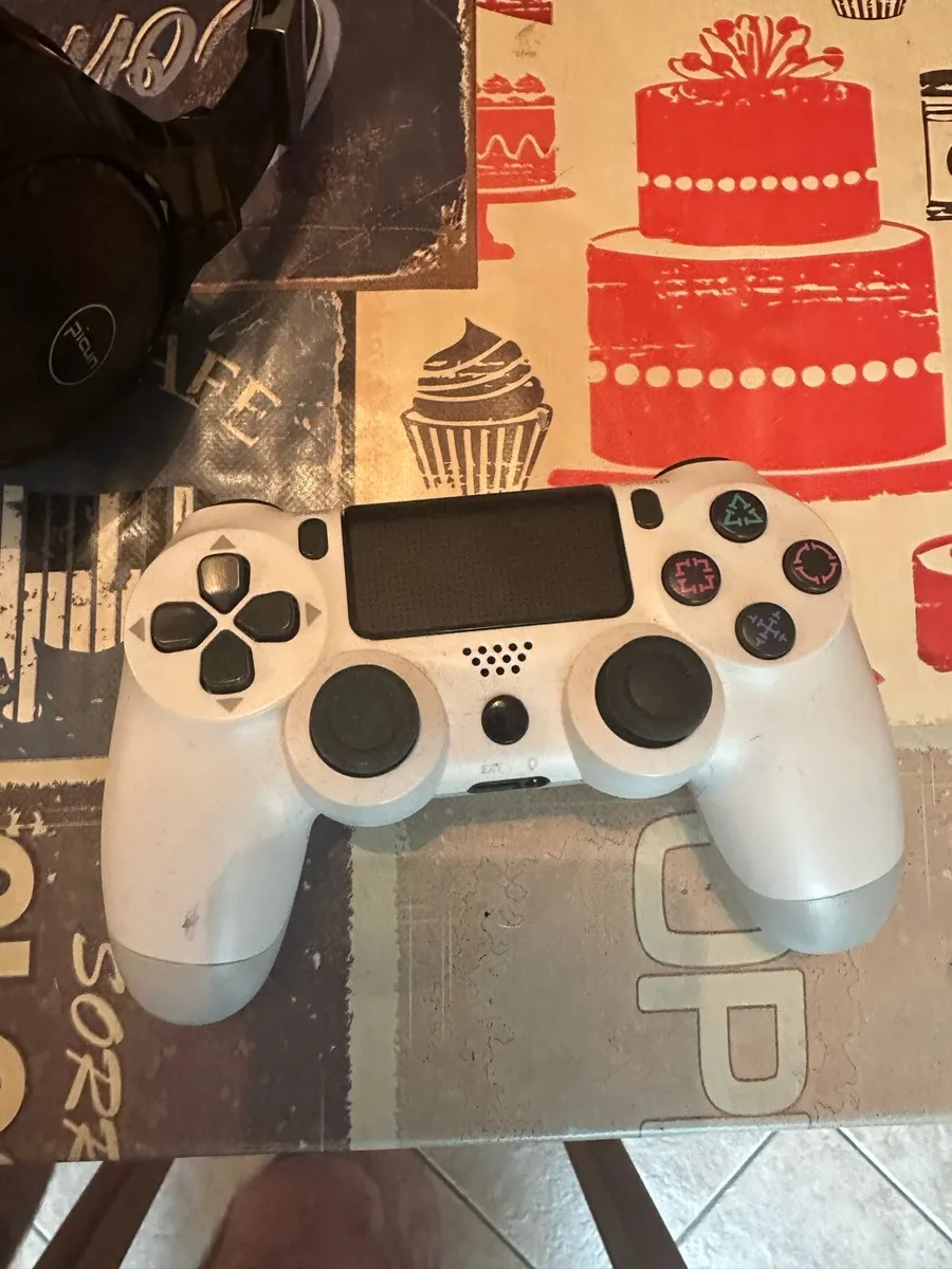 PlayStation 4 - Image 3