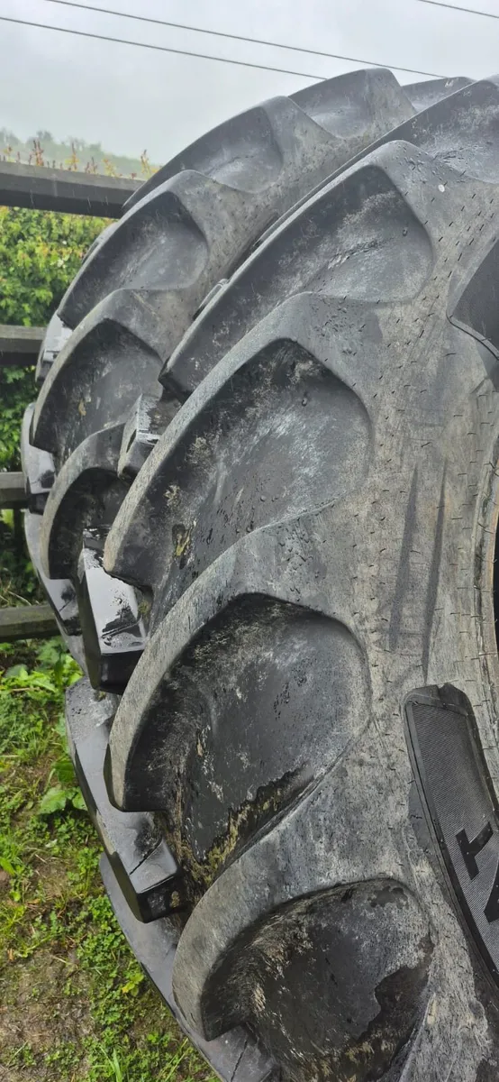 2 X CEAT FARMAX 650 65 R38 - Image 3