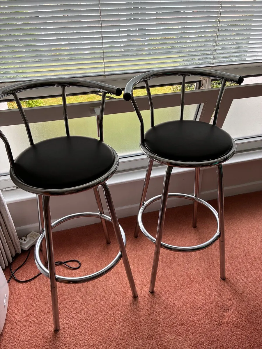Rotating Chair Stools Set - Image 1