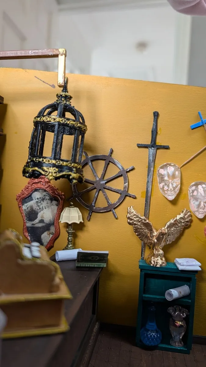 Curiosity Shop Miniature 1:12 scale - Image 2