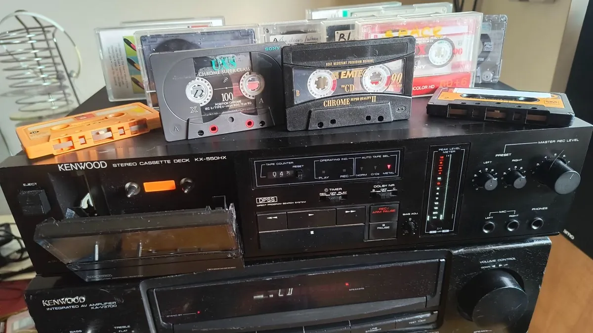KENWOOD KX-550HX STEREO CASSETTE DECK MADE  JAPAN - Image 1
