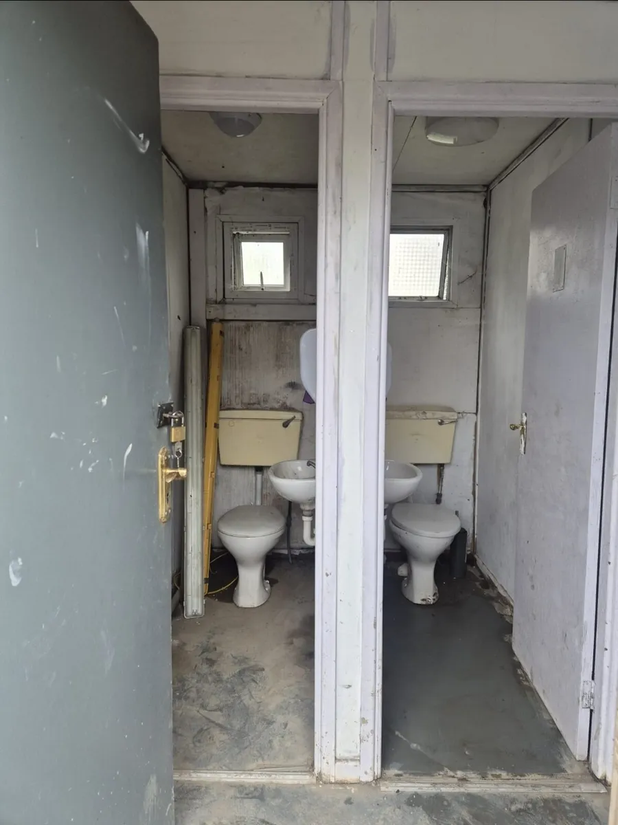 Site Cabin / Office with Bathrooms 4.9mx3m - Image 4