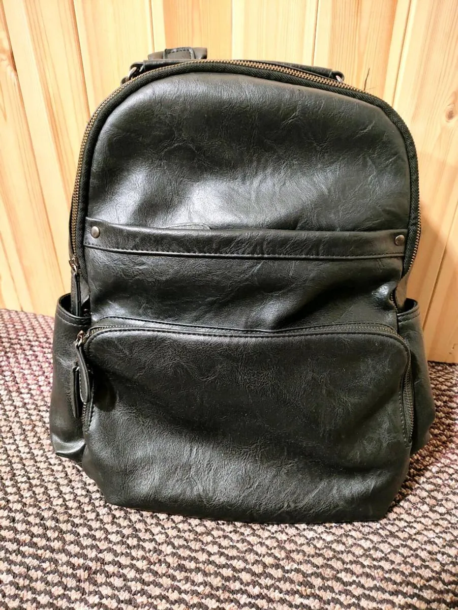 Black Genuine‑Leather Backpack – Great Condition - Image 3