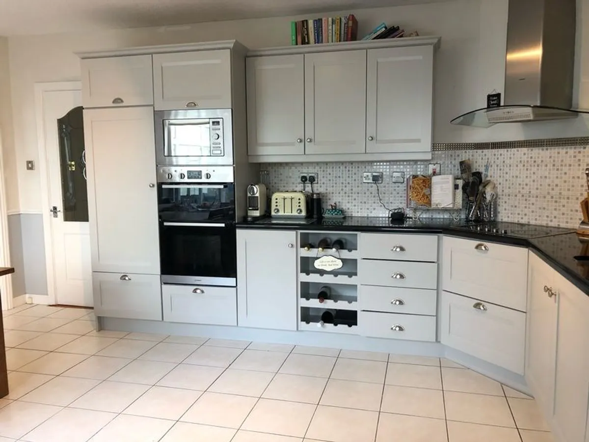 kitchen units - Image 2