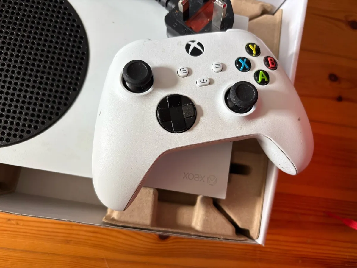 Xbox Series S – Excellent Condition – €220 - Image 1