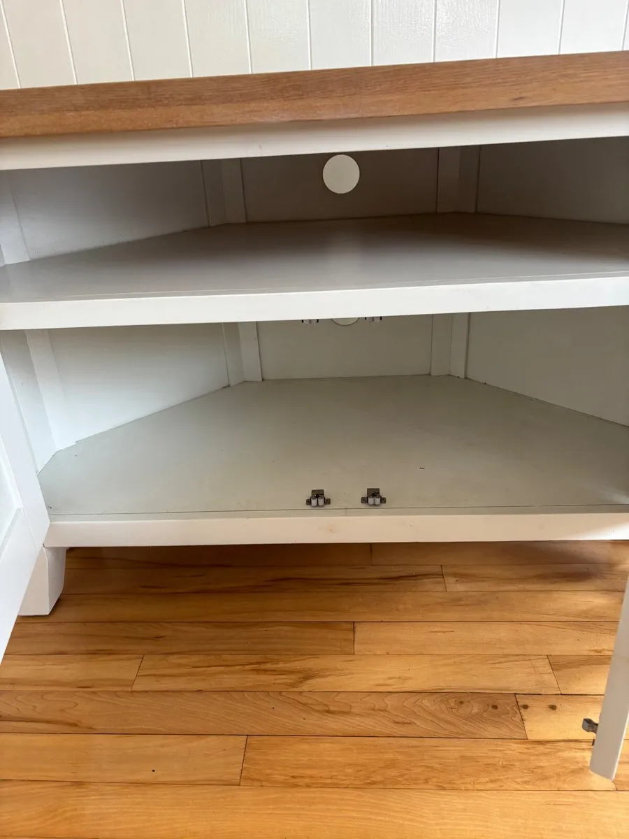 Tv Stand - Image 1