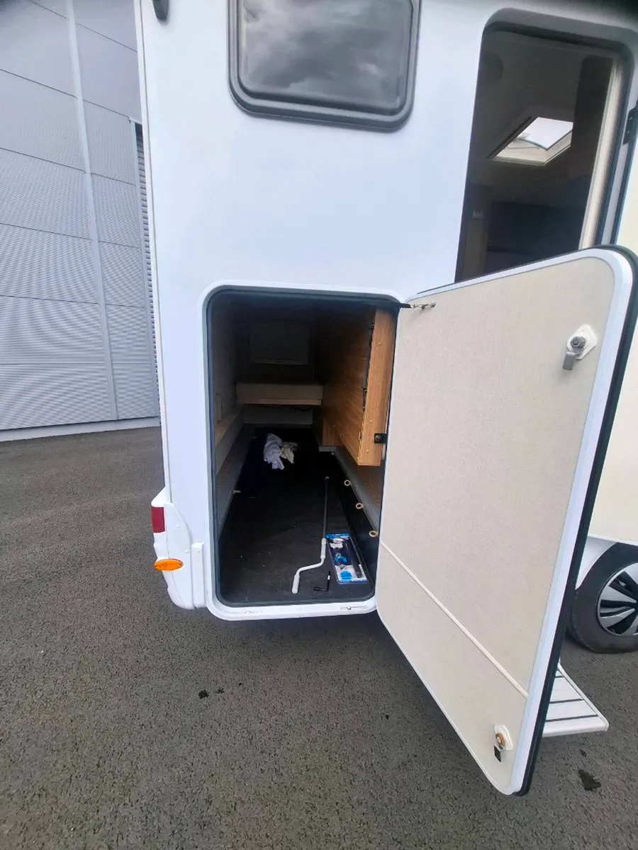 2017 Carado A461 6/7 berth only 44402 km - Image 3